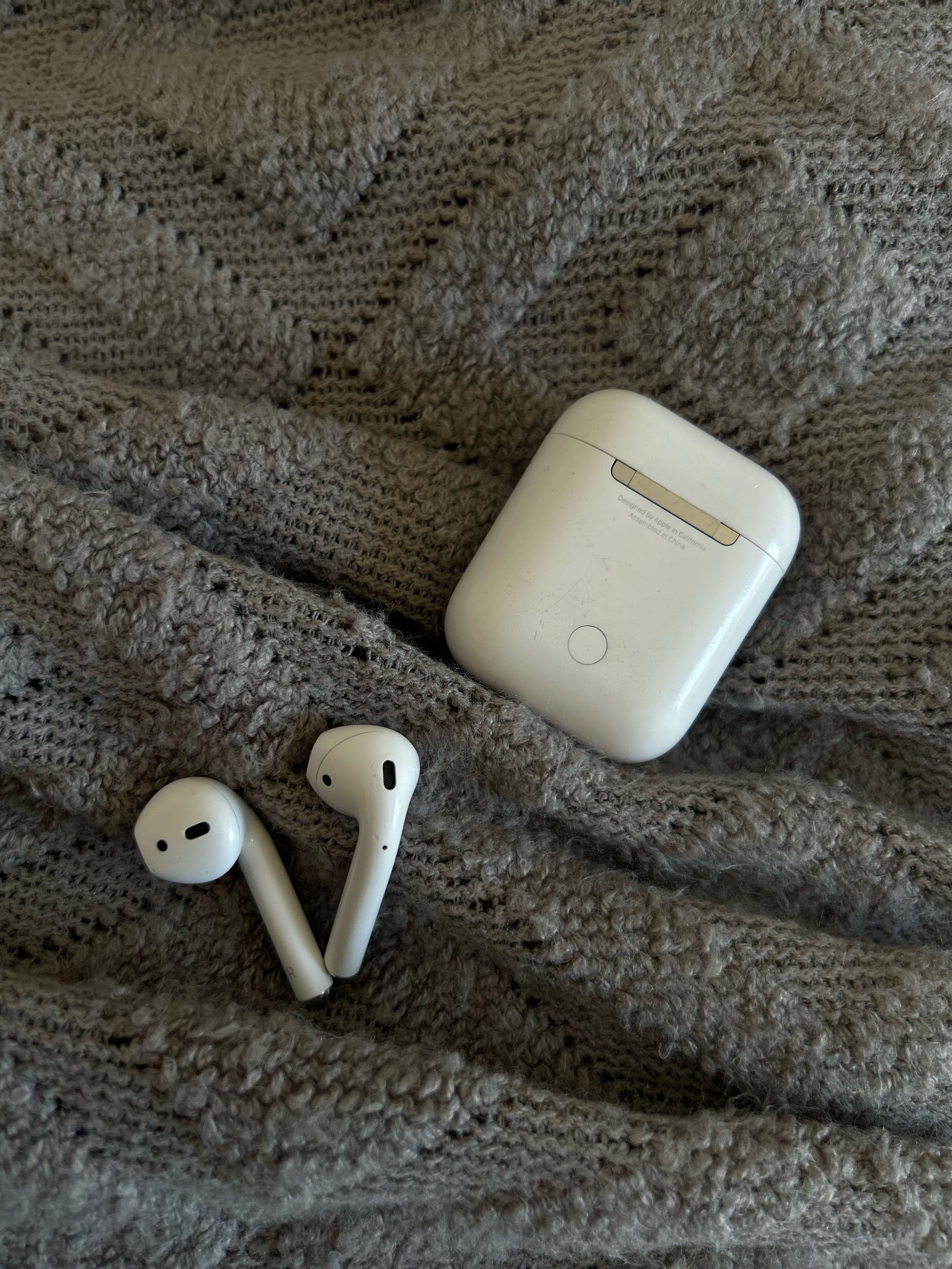 AirPods slušalice 0