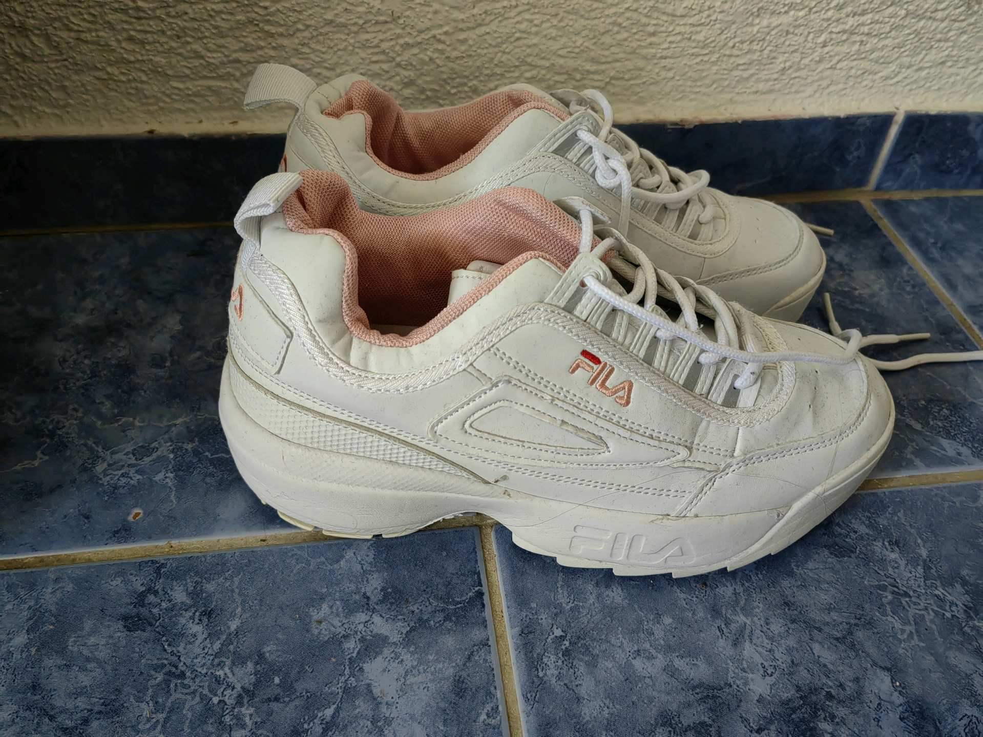 Fila patike 0