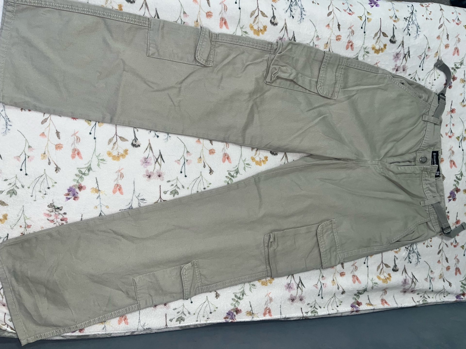 Pantalone 0