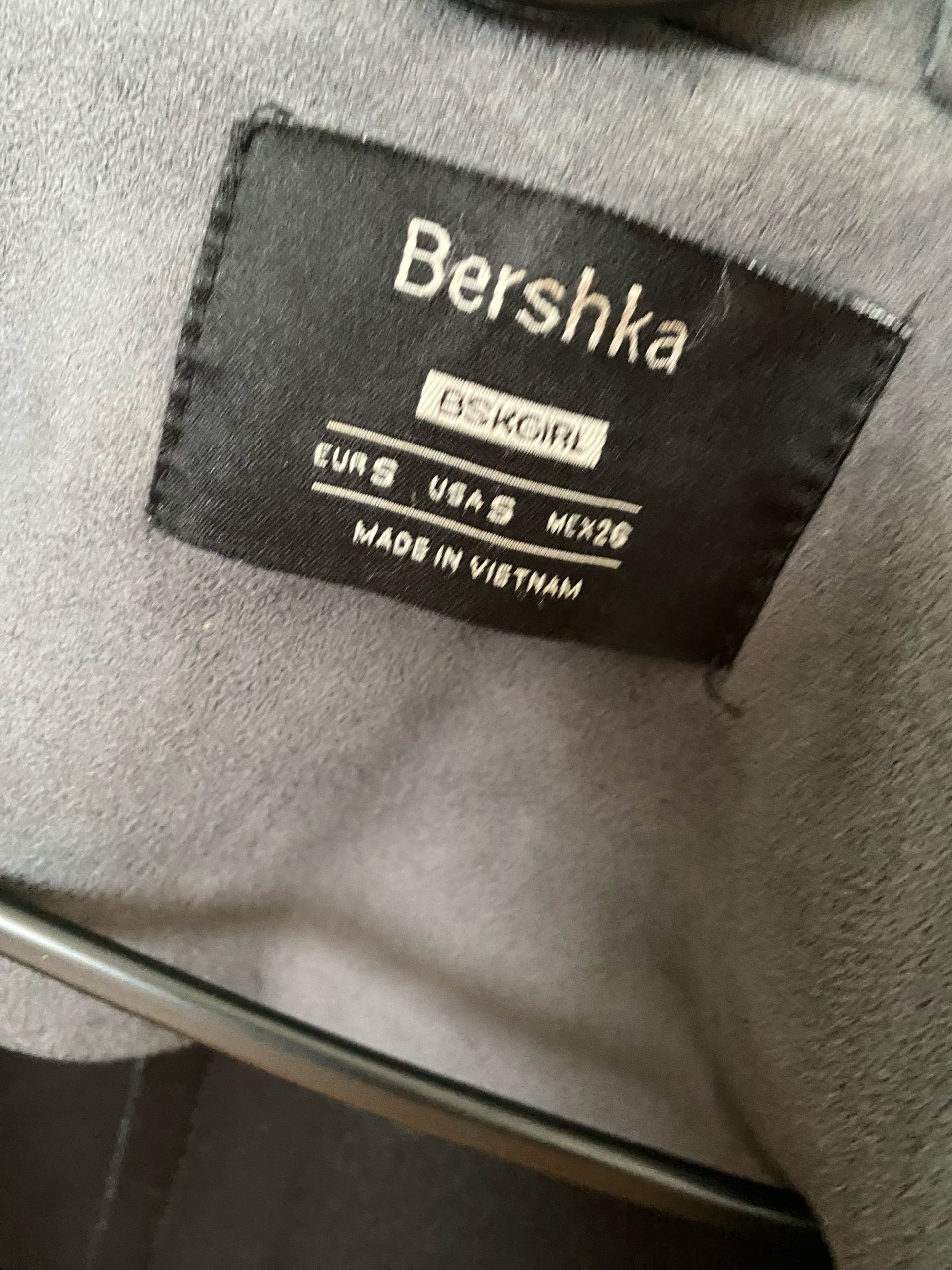 Bershka jakna 1