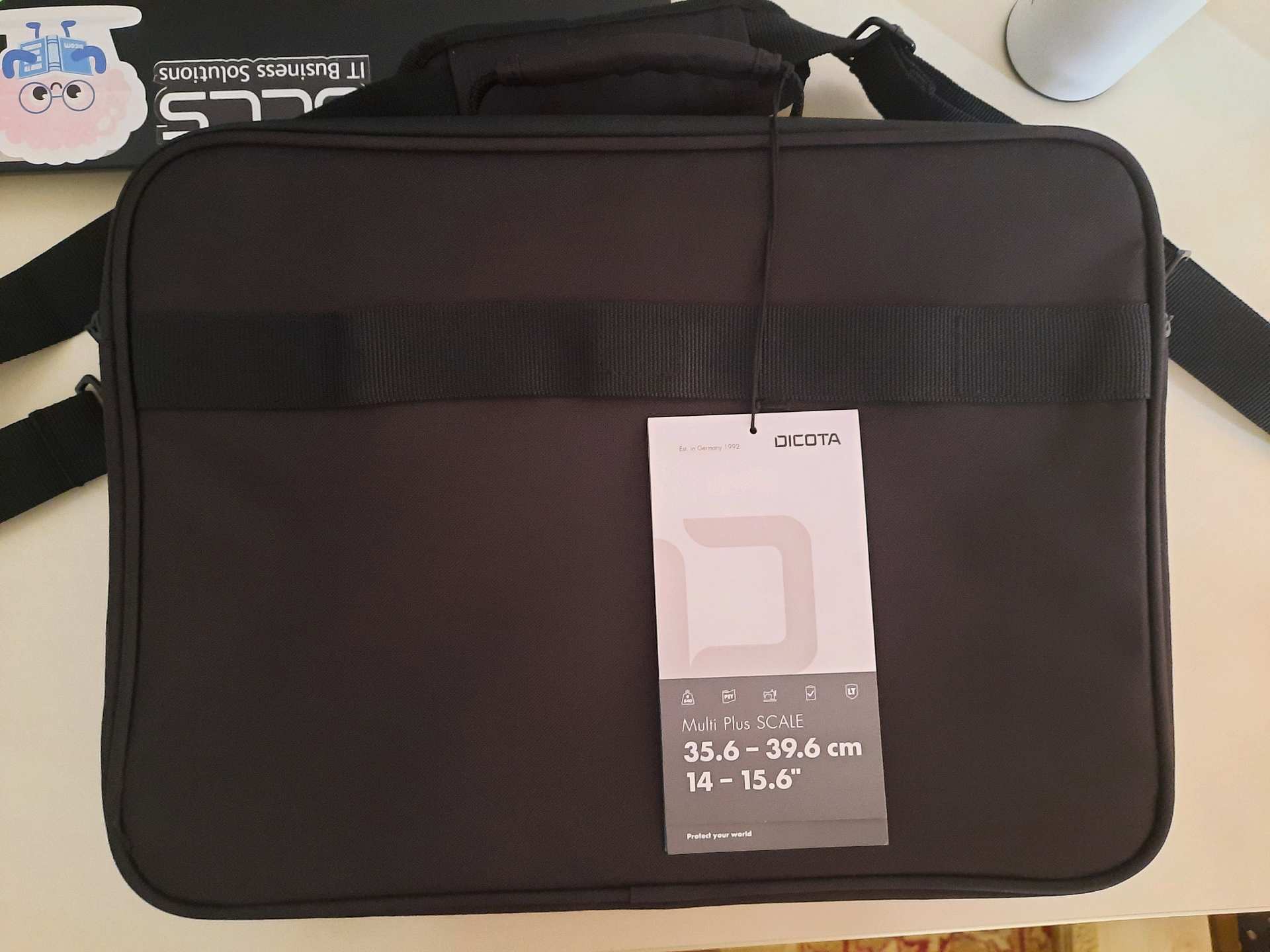 Dicota torba za laptop 1