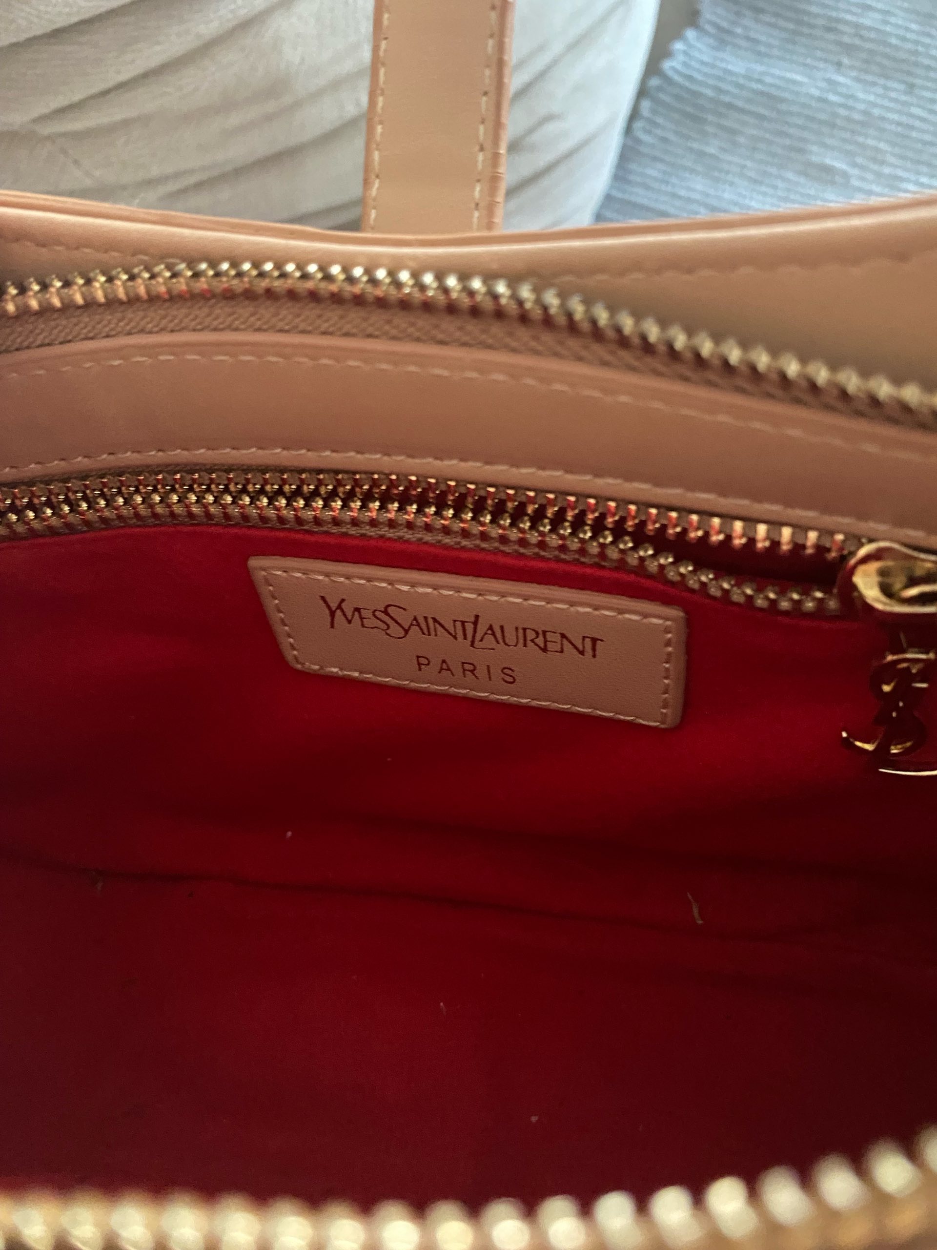 Saint Laurent torbica 0