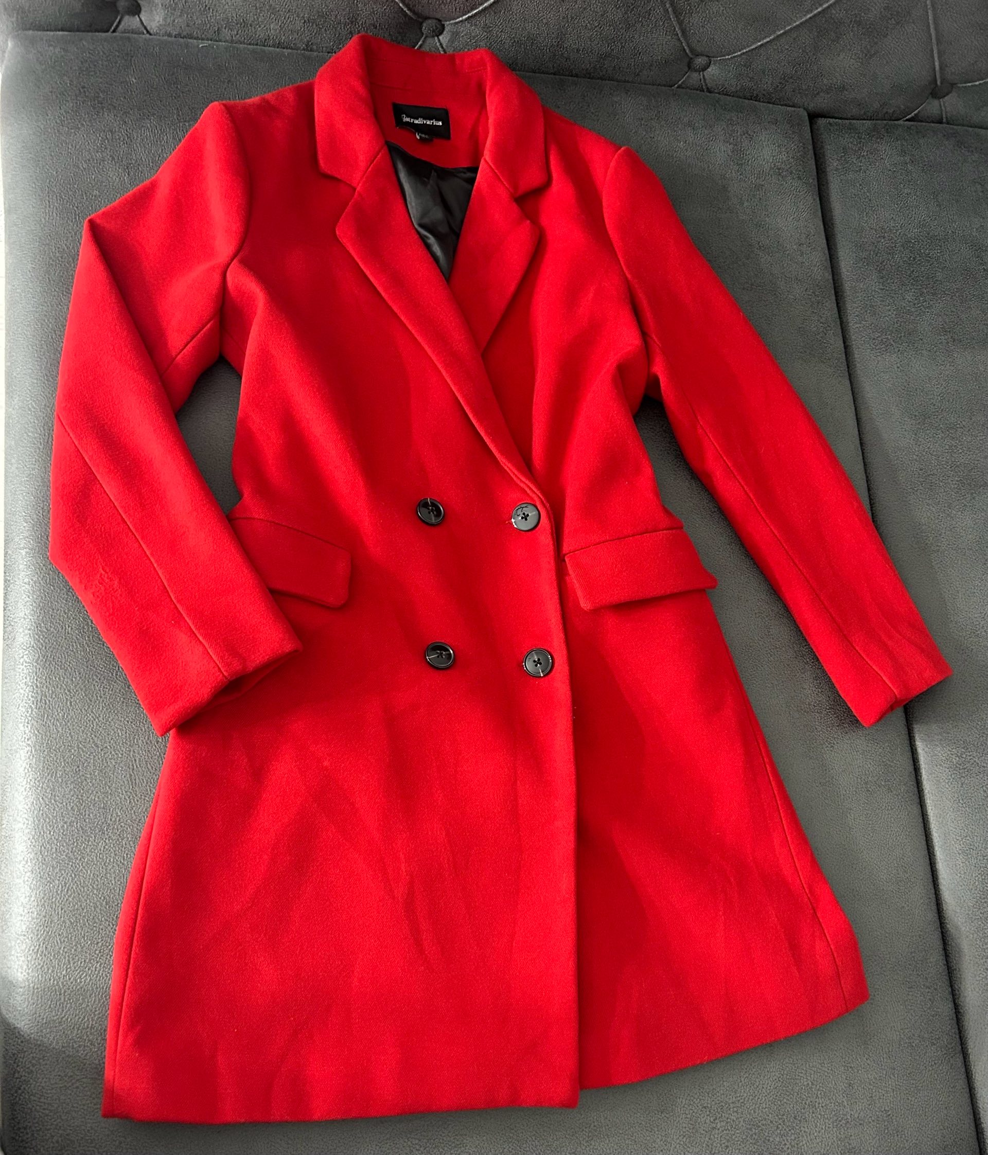 STRADIVARIUS kaput 0