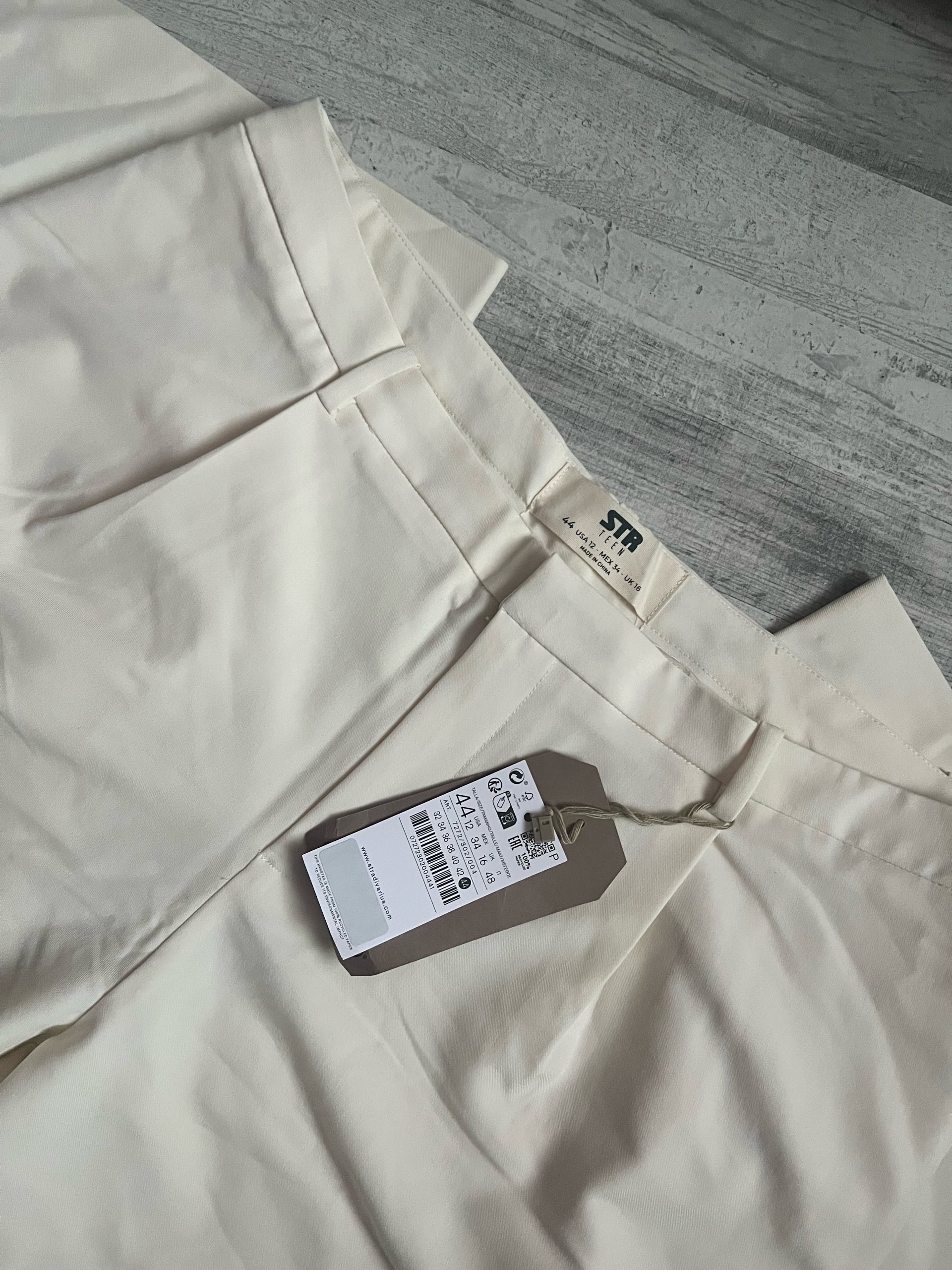 Stradivarius Hlace 2
