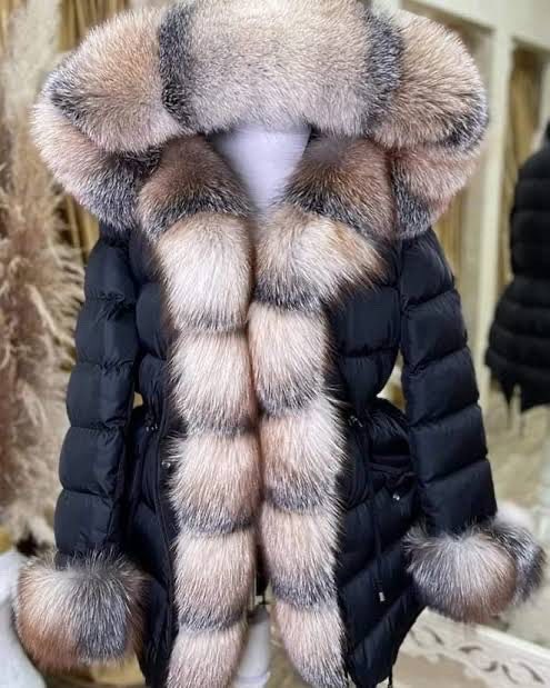Parka sa prirodnim krznom lisice 0