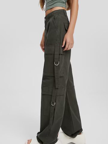 Bershka cargo hlace 1