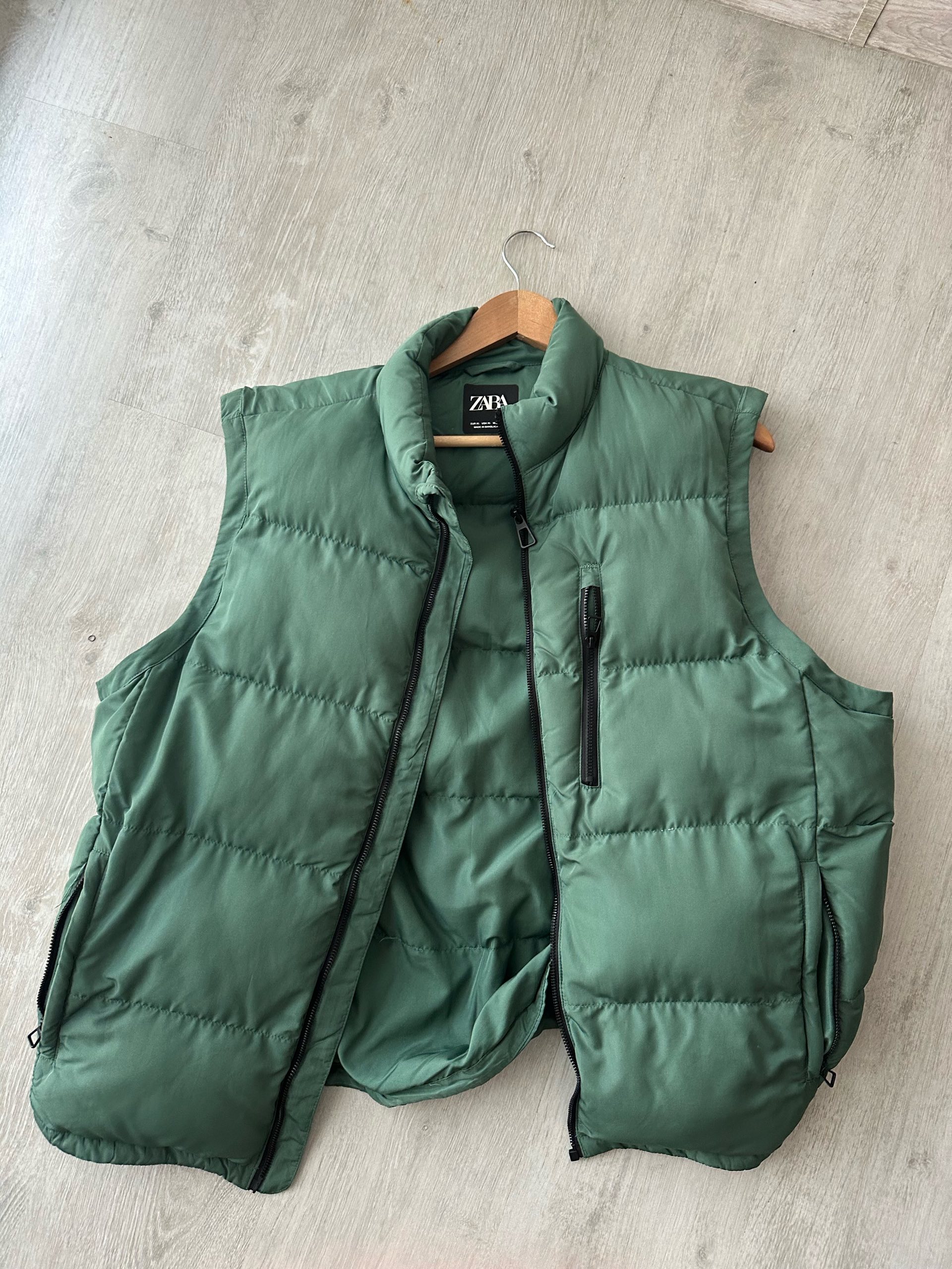 ZARA prsluk 0