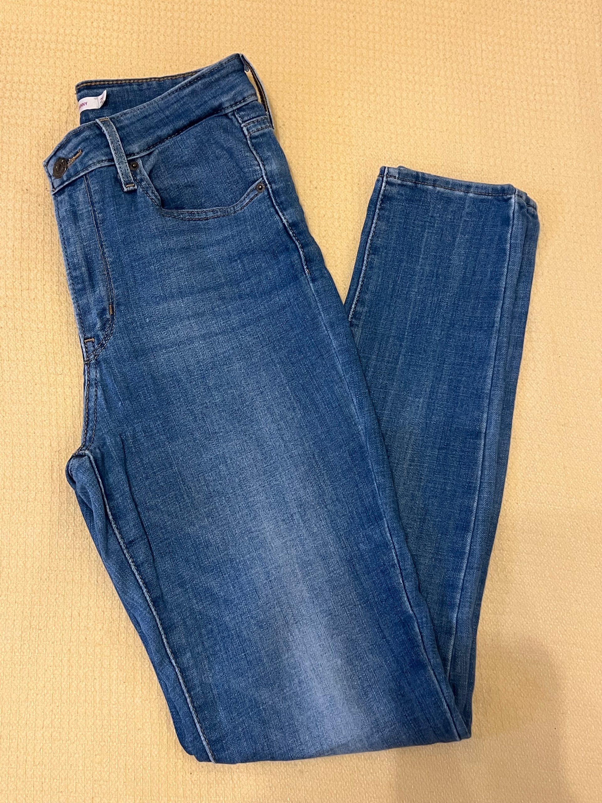 Levi’s farmerke 0