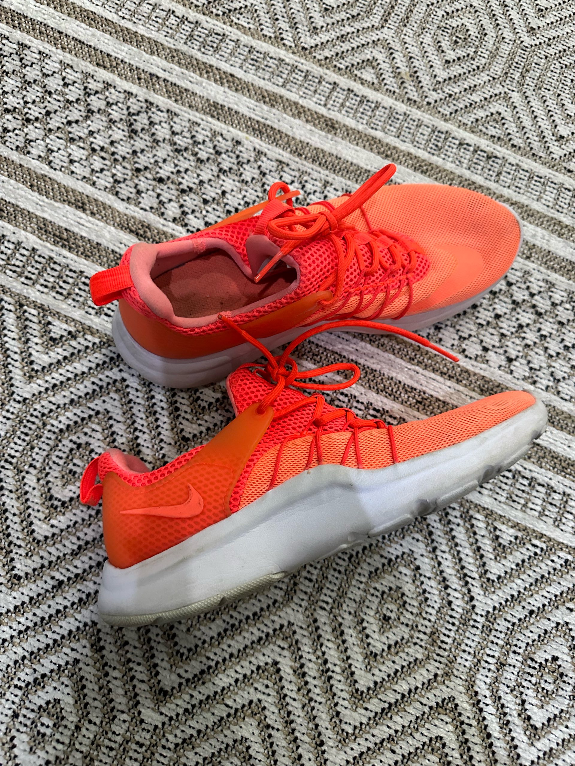 nike tanjun 39 1