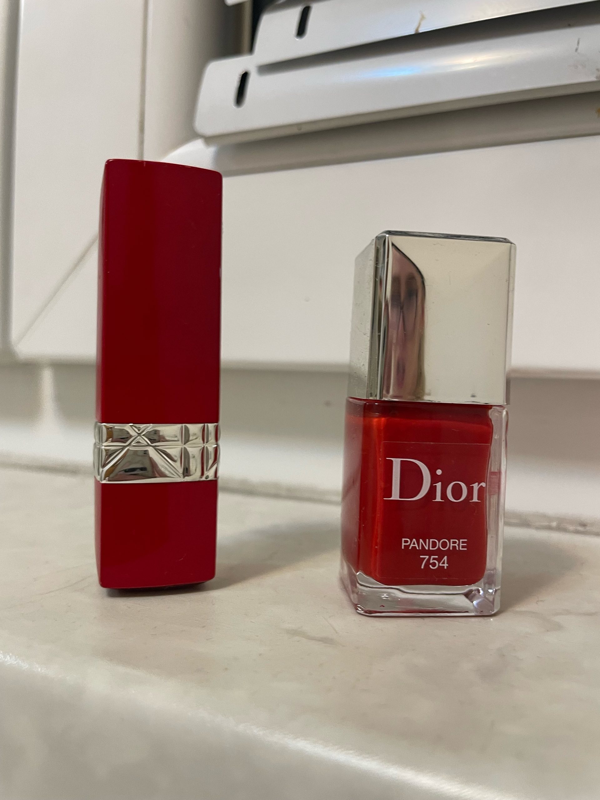 Dior karmin i lak za nokte 0