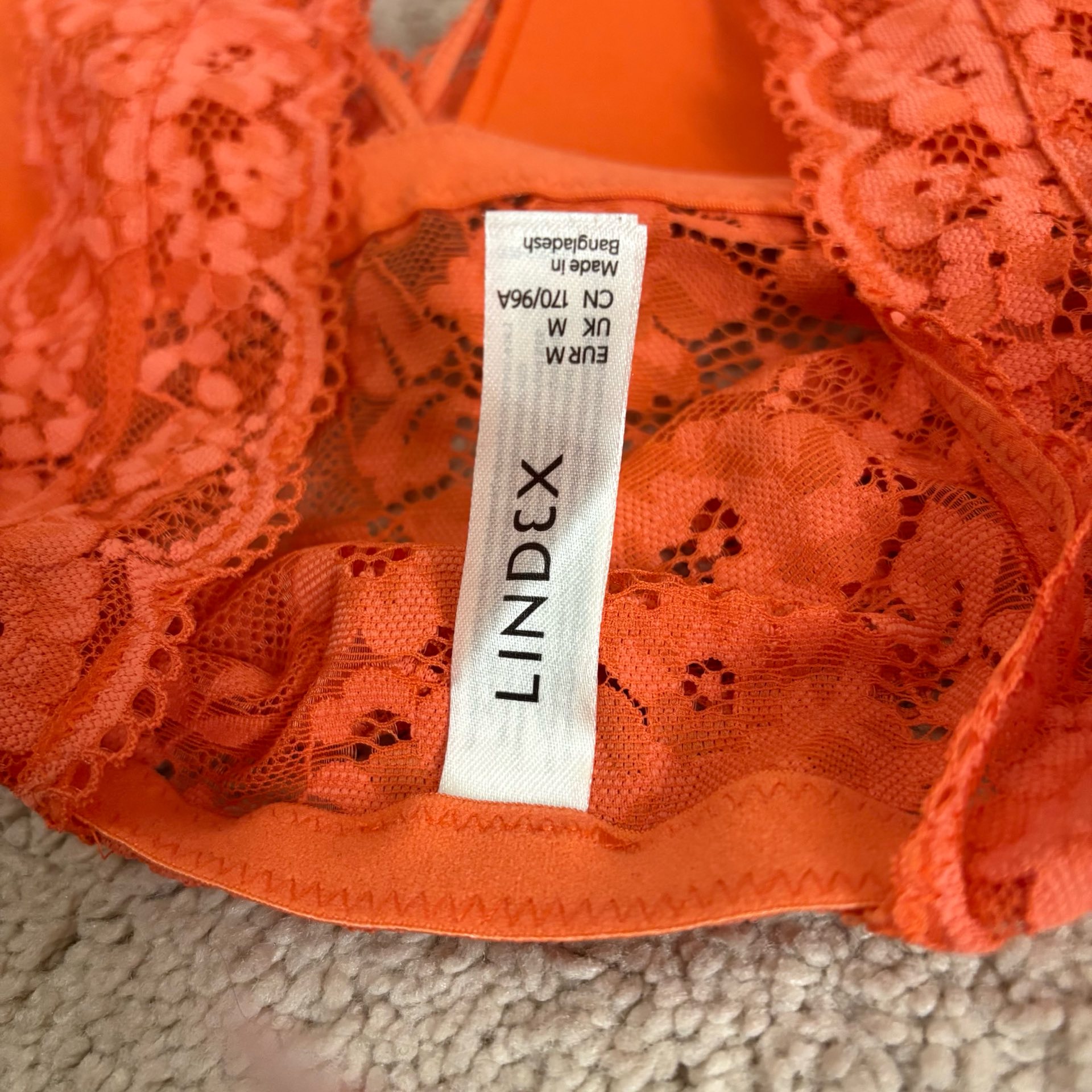 Lindex grudnjak NOVO 3