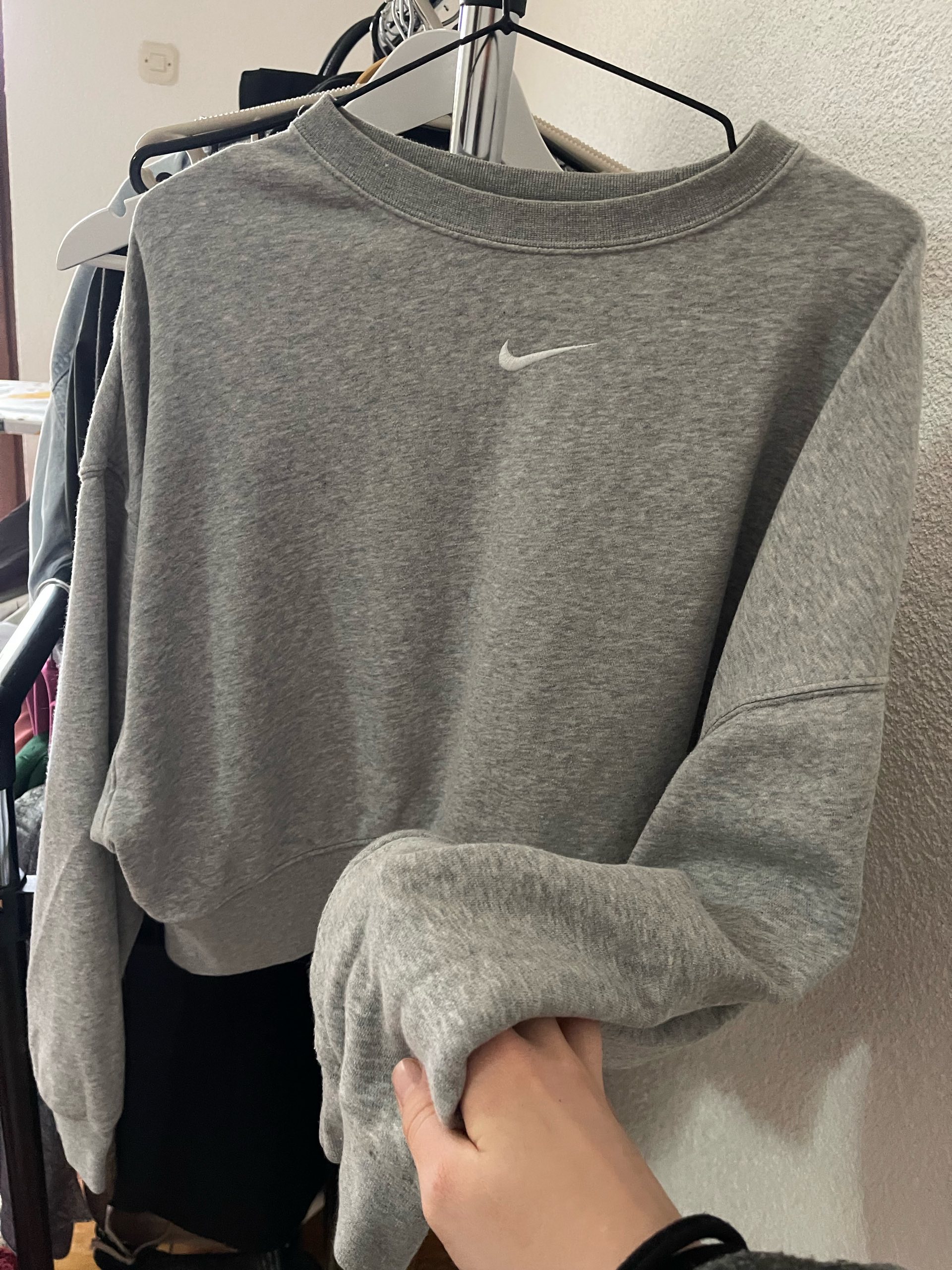 Nike dukserica. PRODANO 1