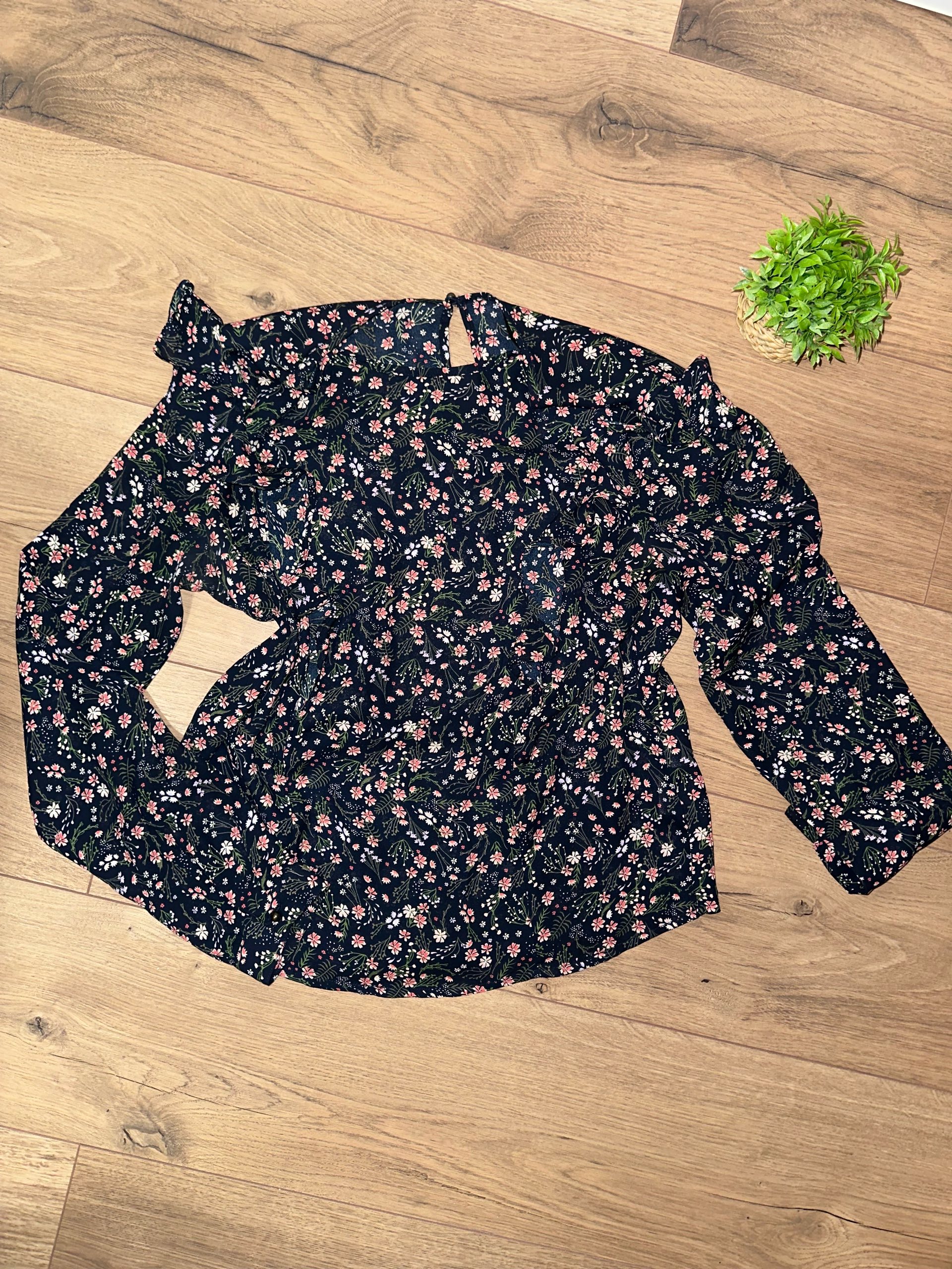 Bluza sa cvijetnim uzrokom 0