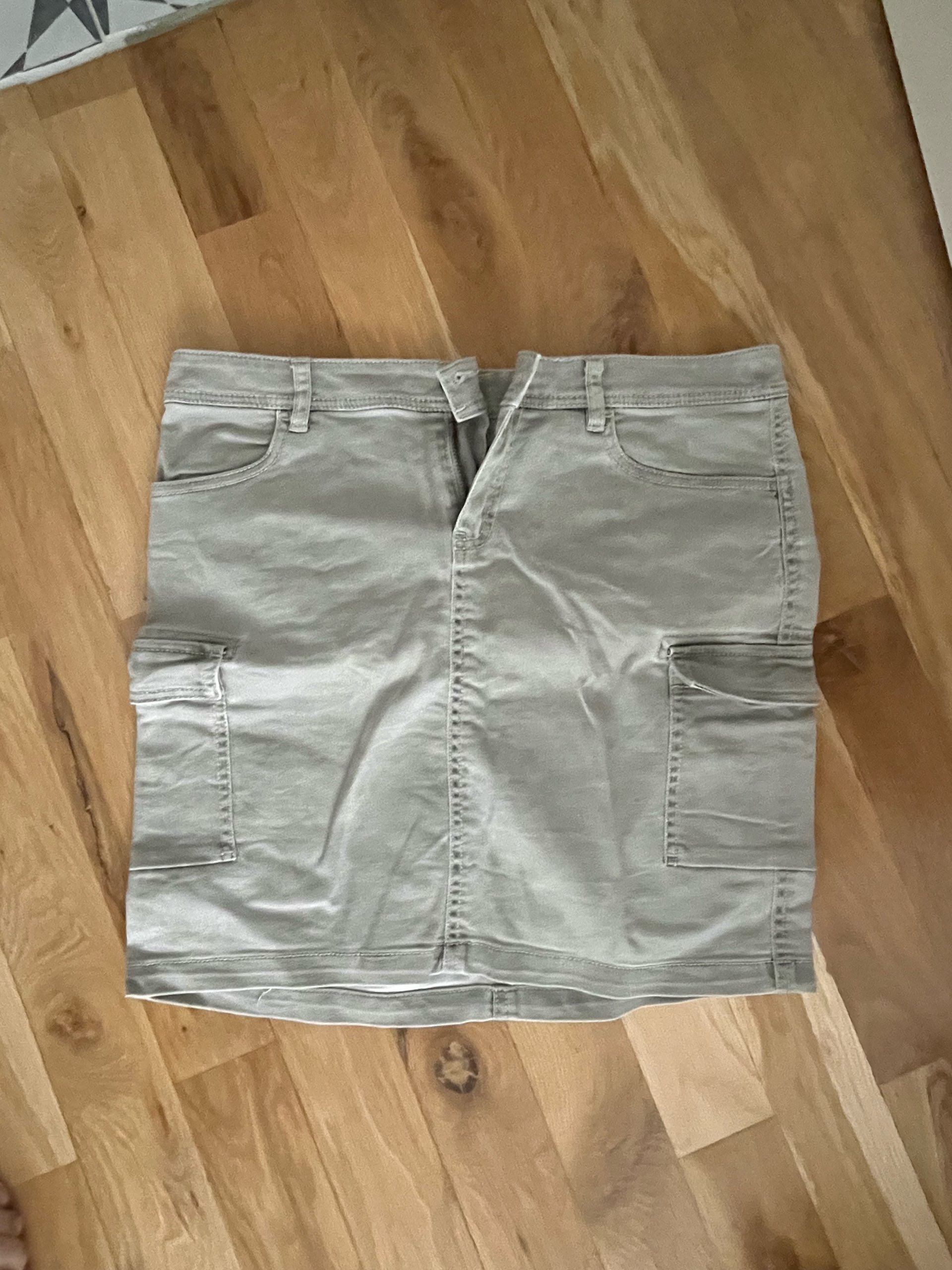 Edc suknja 0