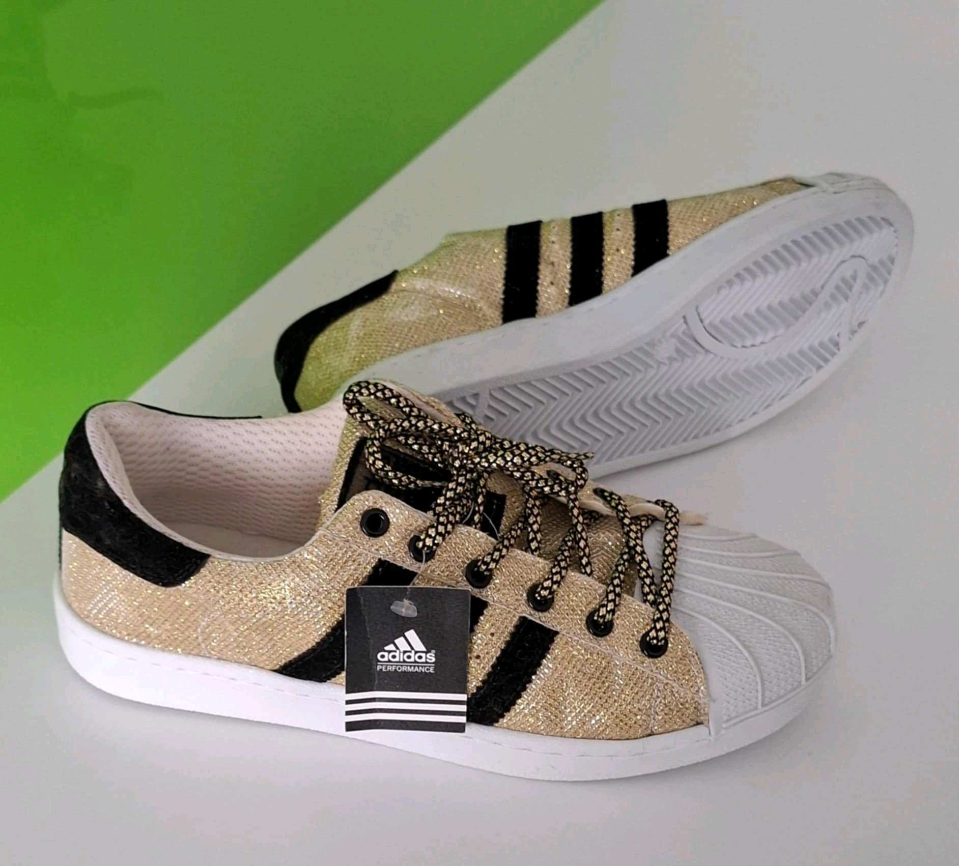 Adidas nove tene 1