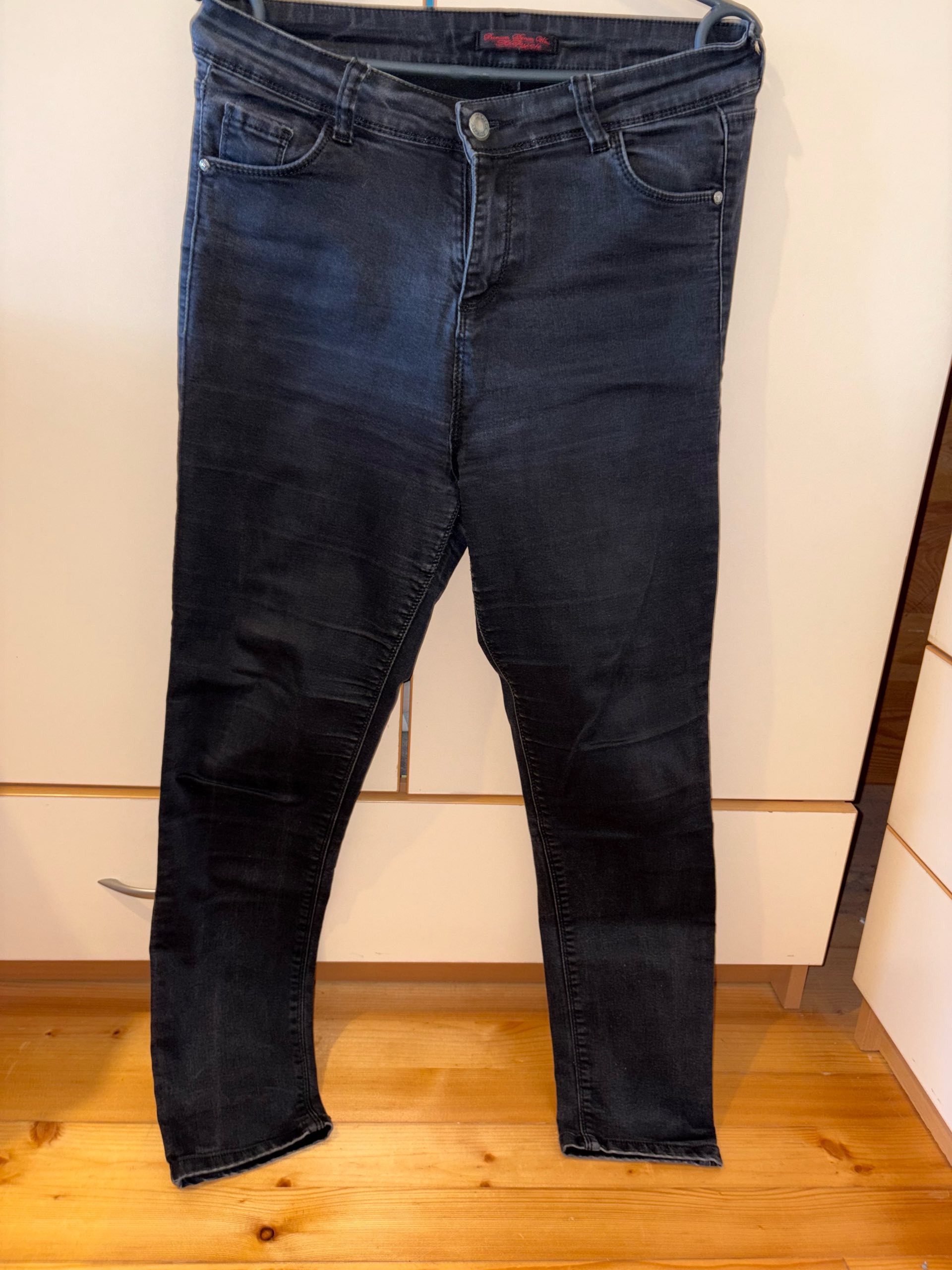 Pantalone 0