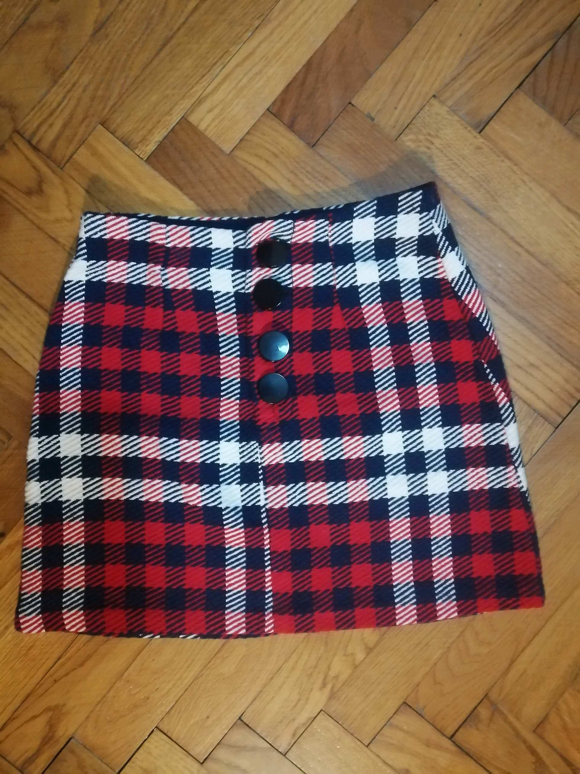 Mini suknja 0