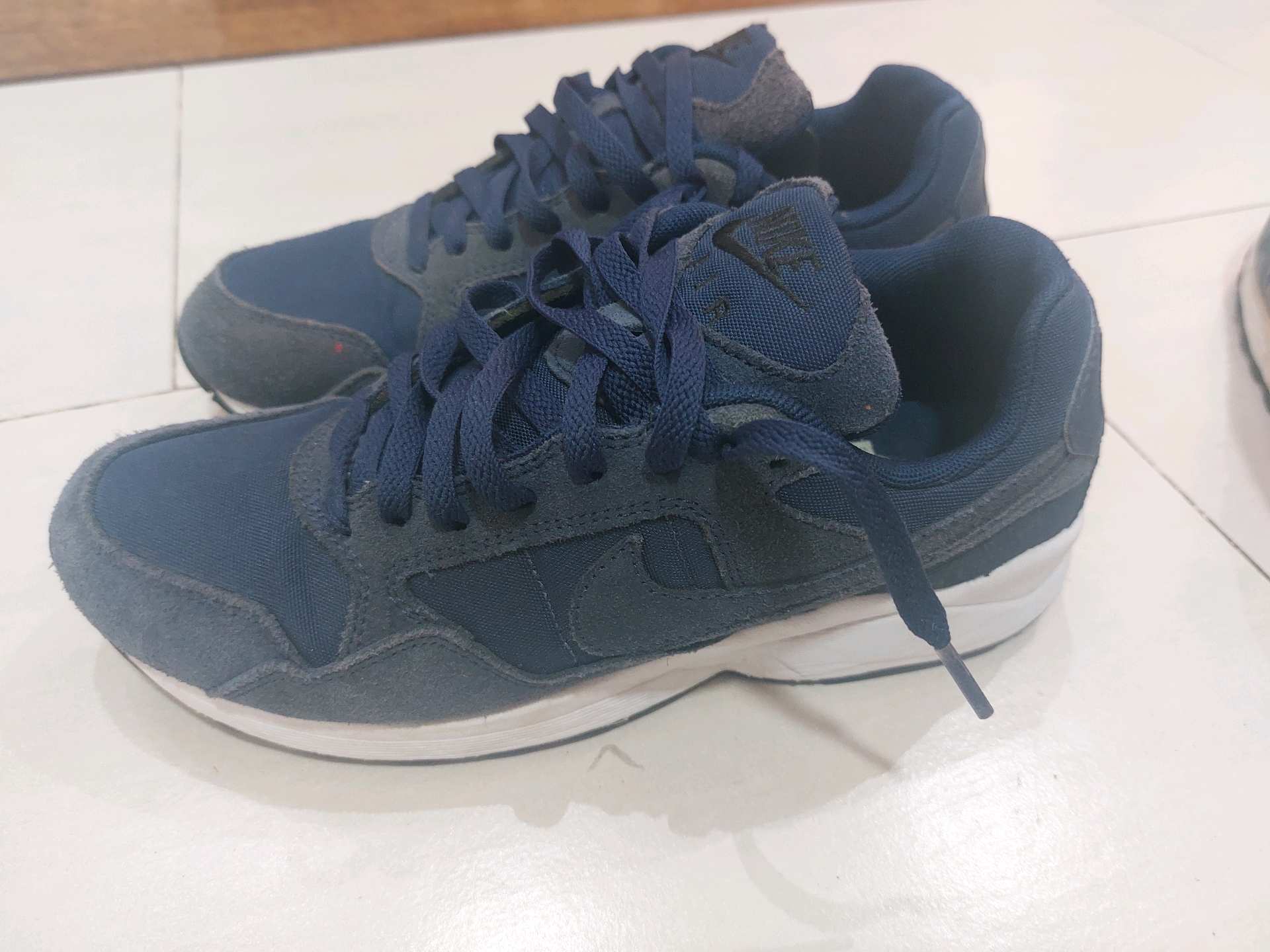 Nike tene 0