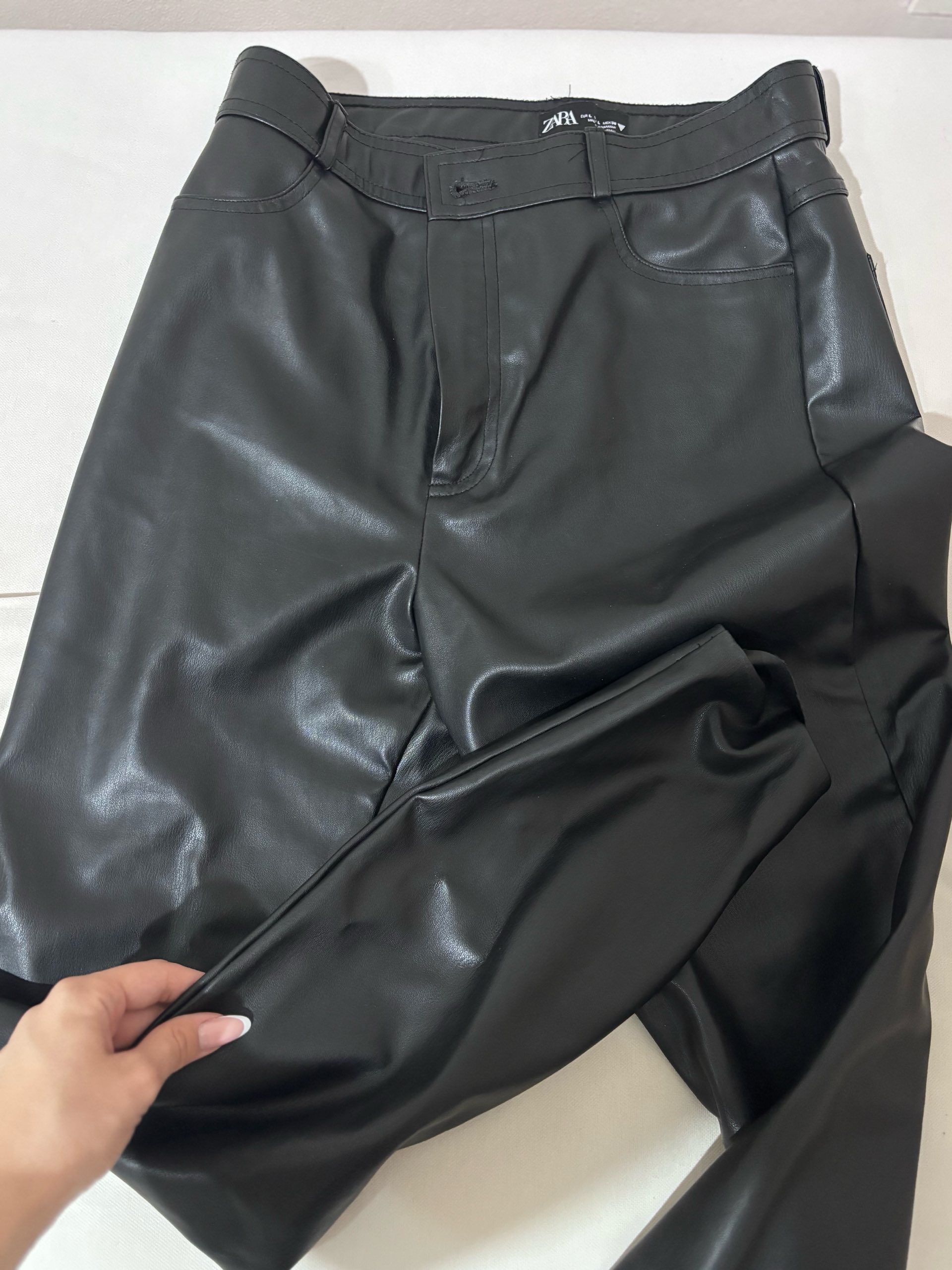Zara kozne hlace 0
