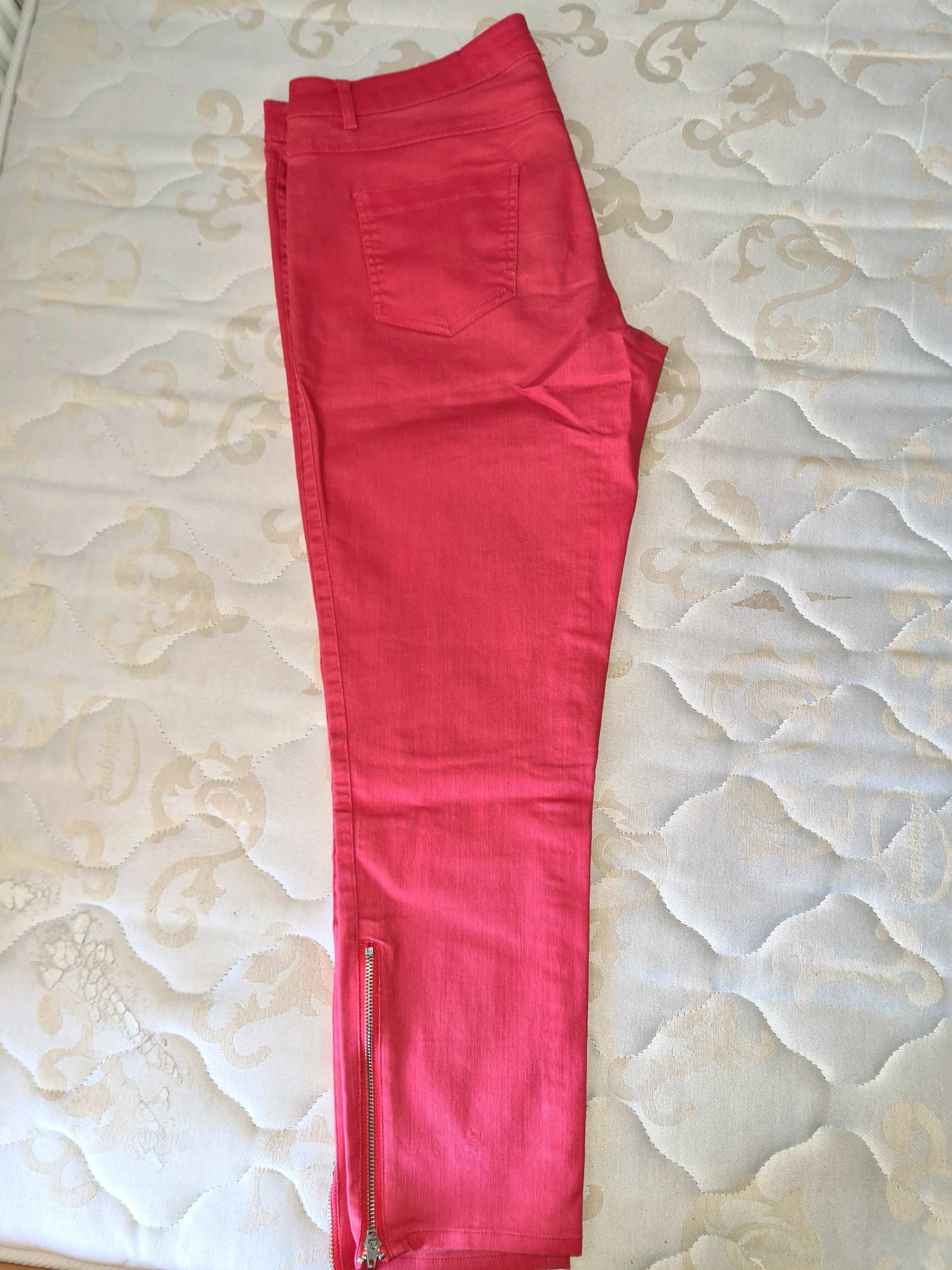 Kožne pantalone 0