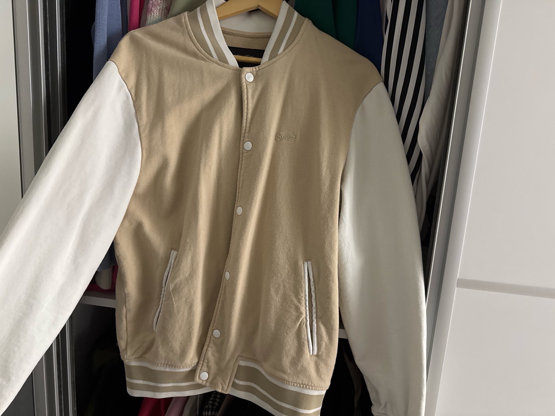 Pull and bear jakna 0