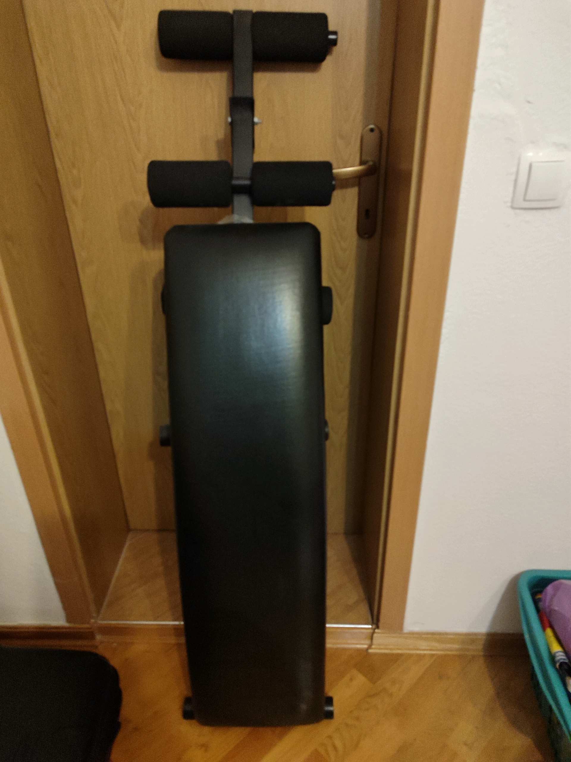 Klupa za trbušnjake 1