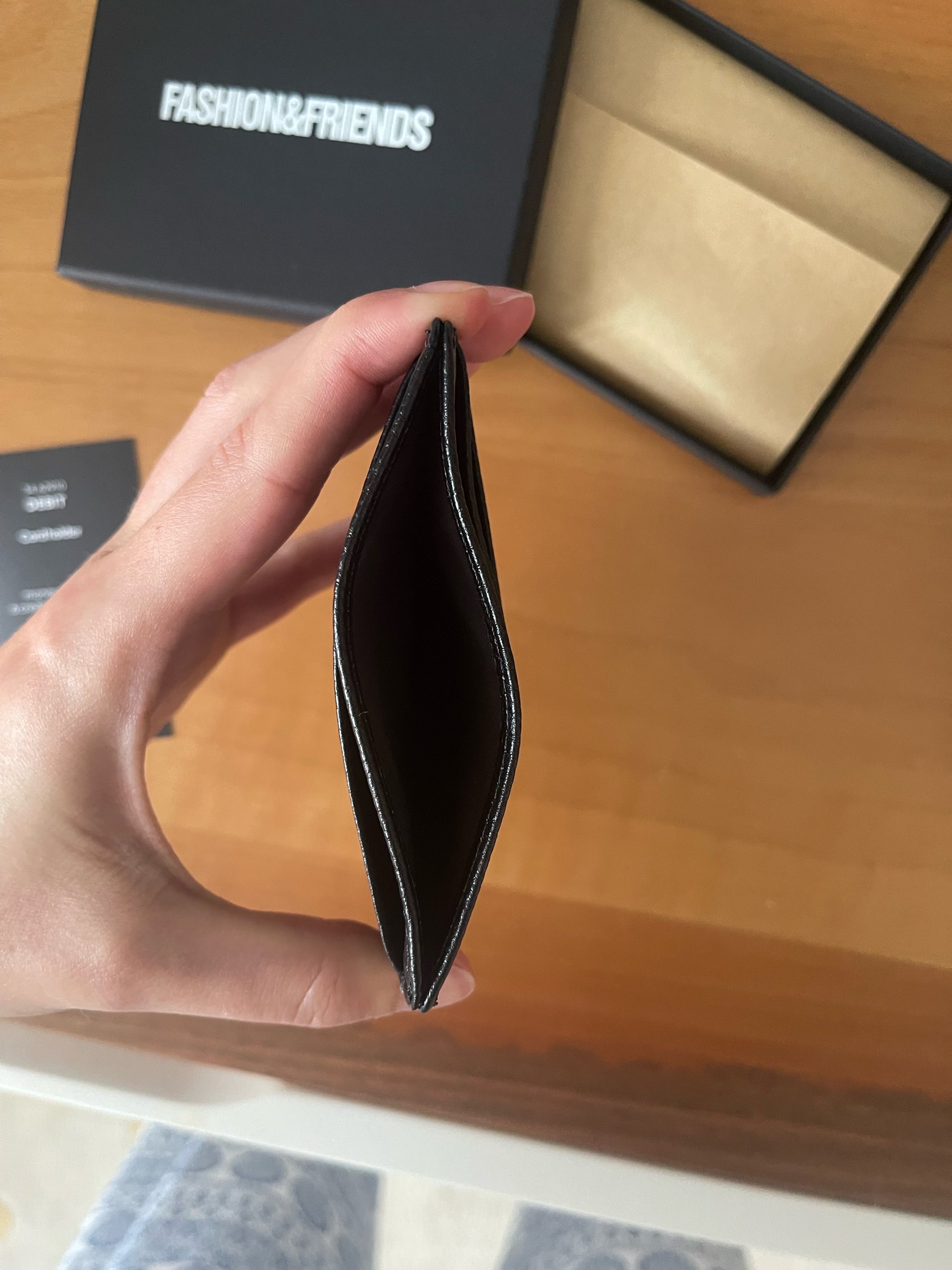 Fashion&Friends kozni karticar 2