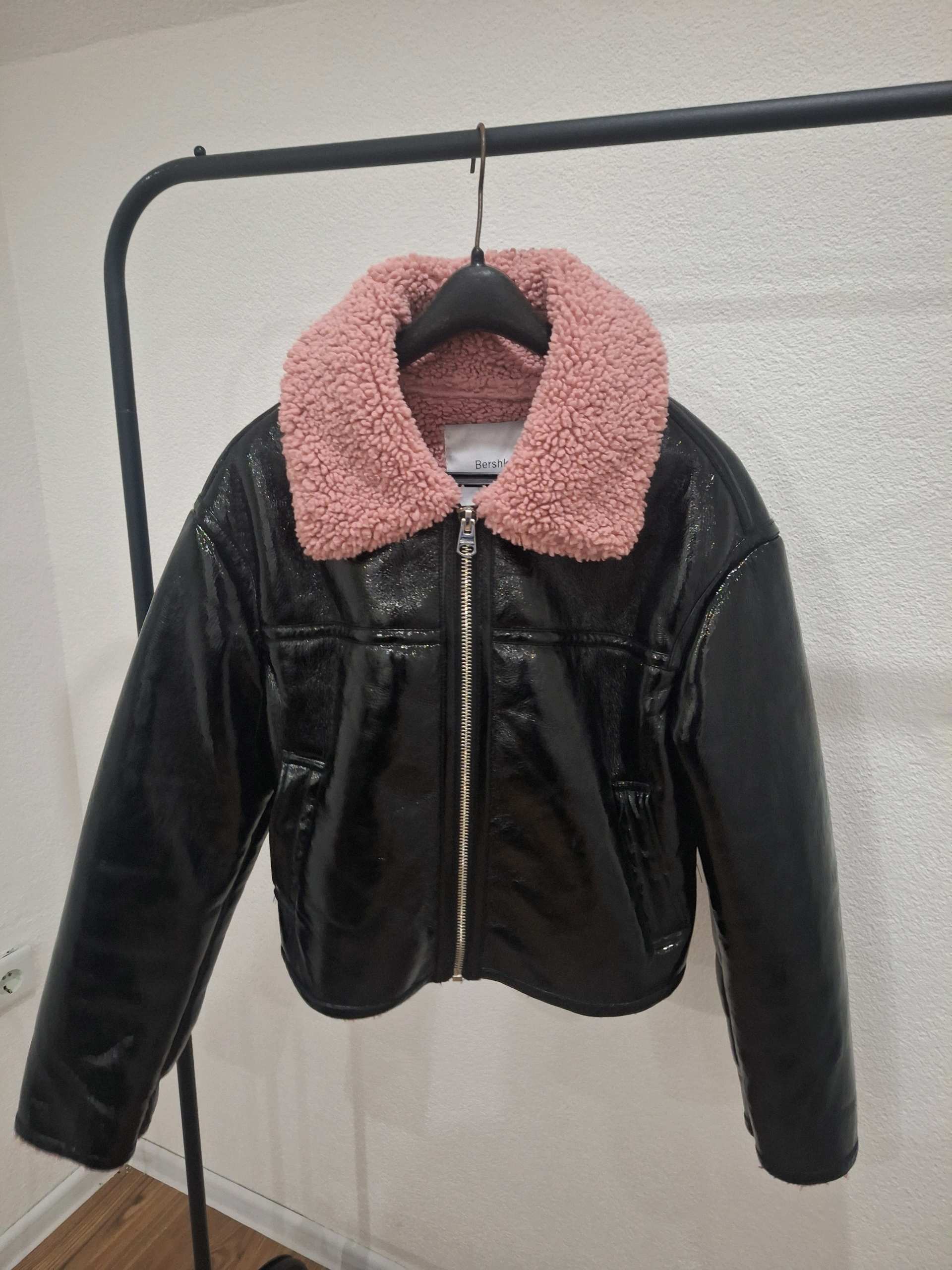 BERSHKA zenska jakna 1