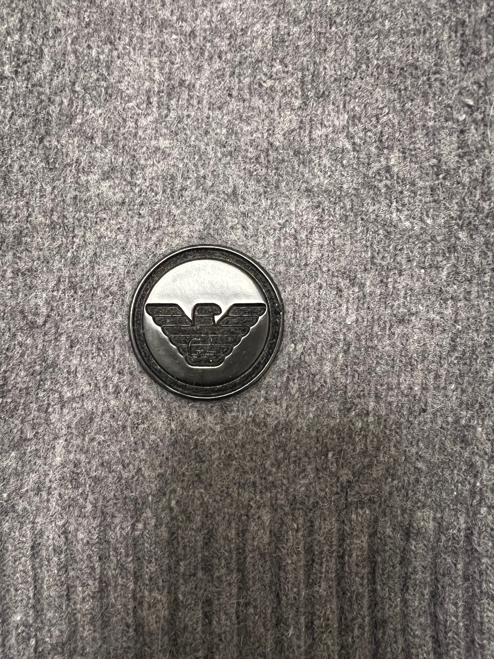 Emporio Armani vuneni dzemper 1
