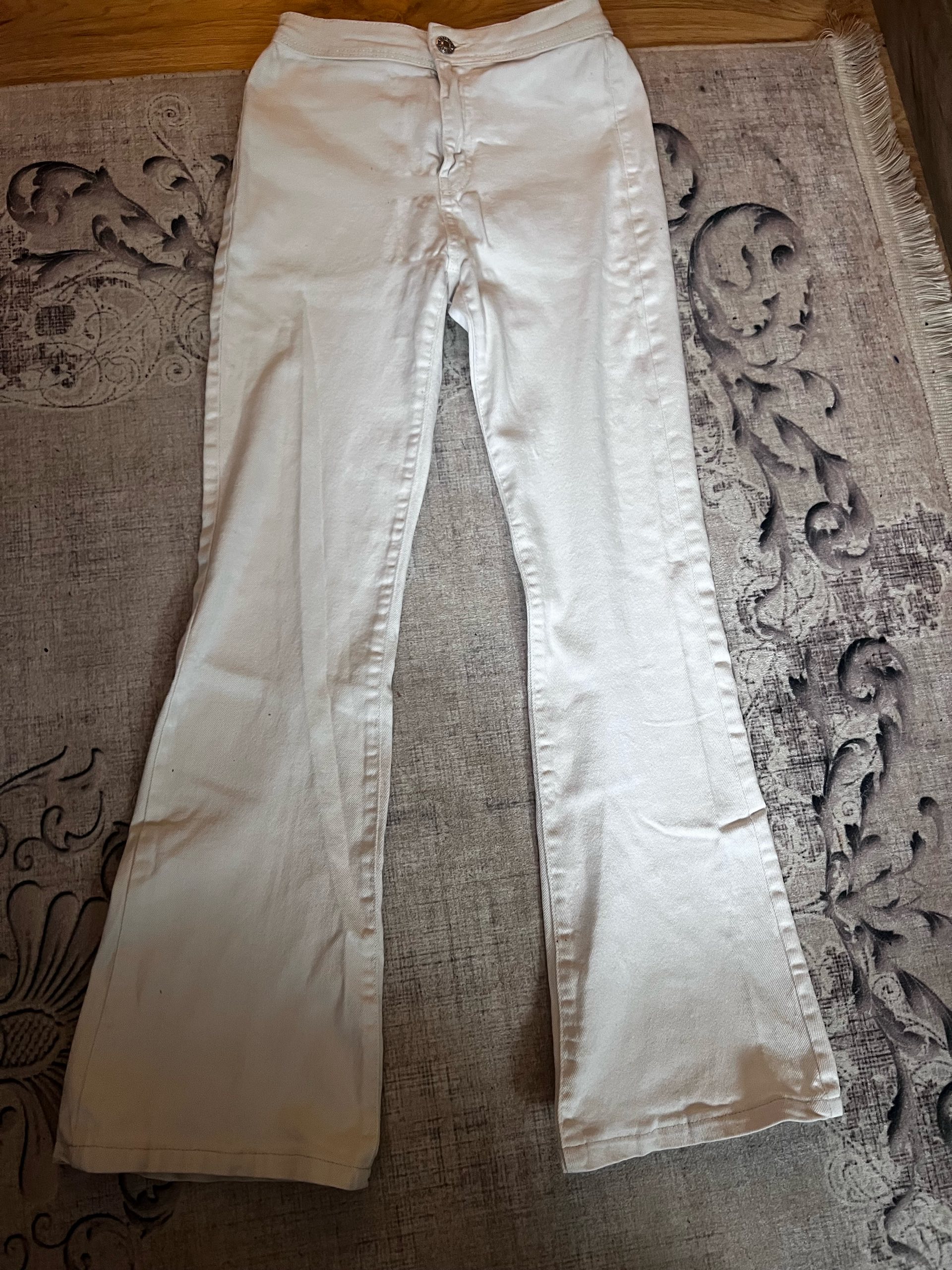 Bershka flare hlače 2