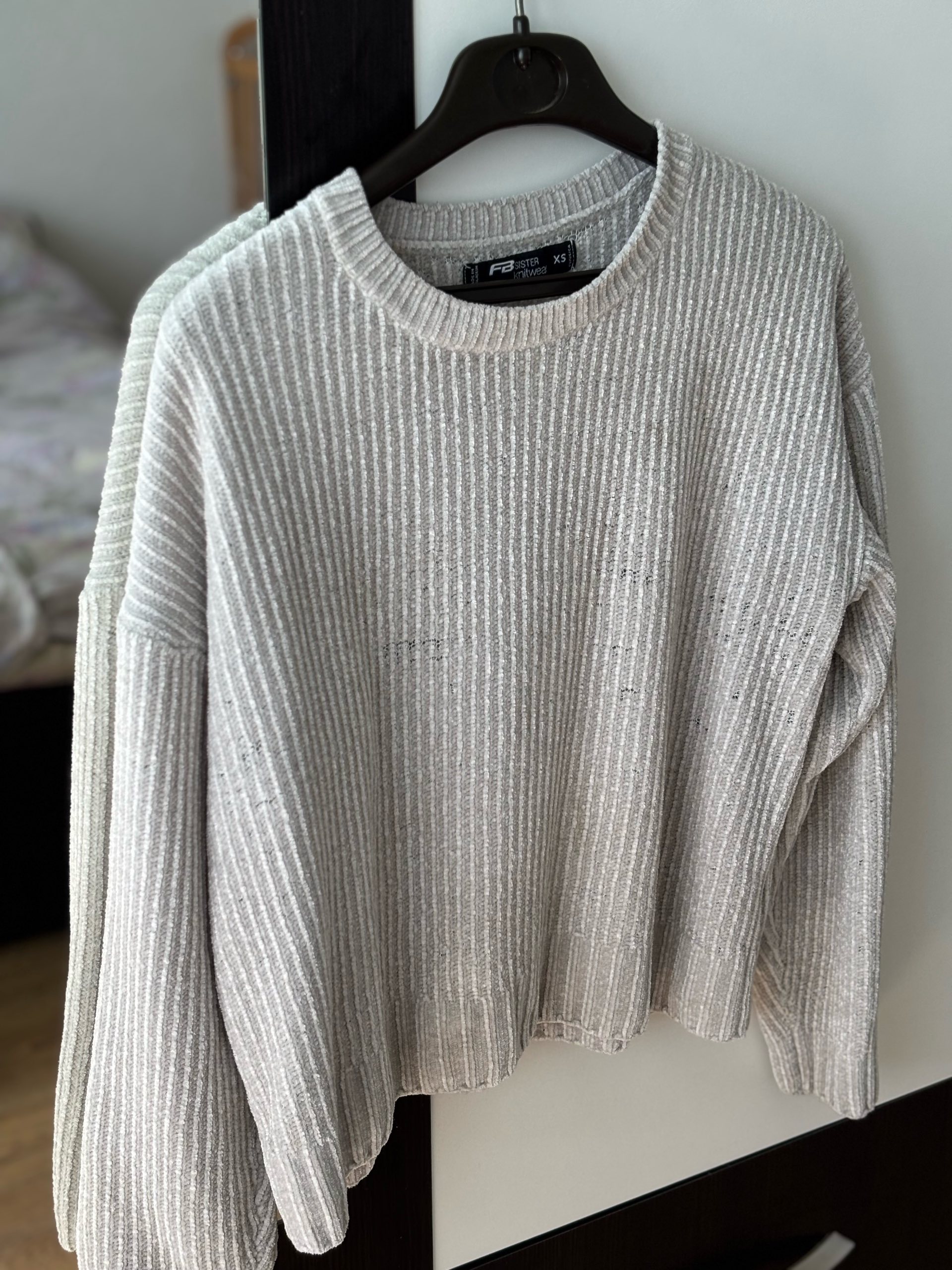 FB Sister Knitwear sivi džemper 0