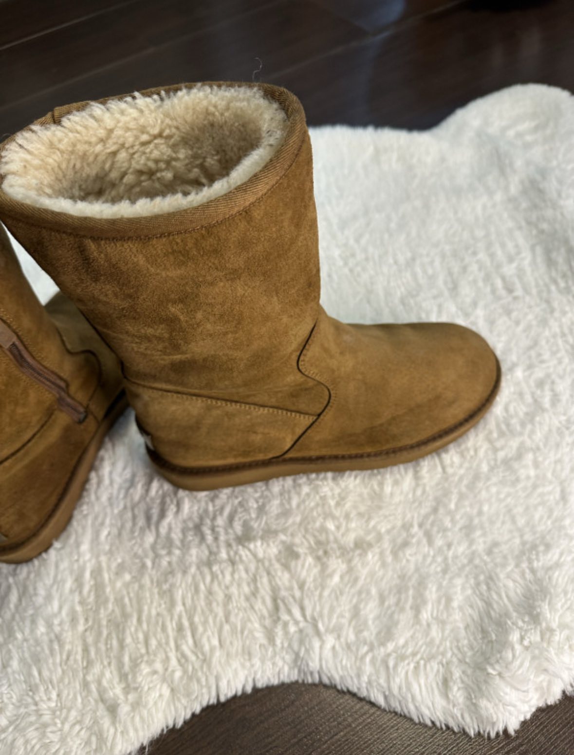 Ugg cizme 0