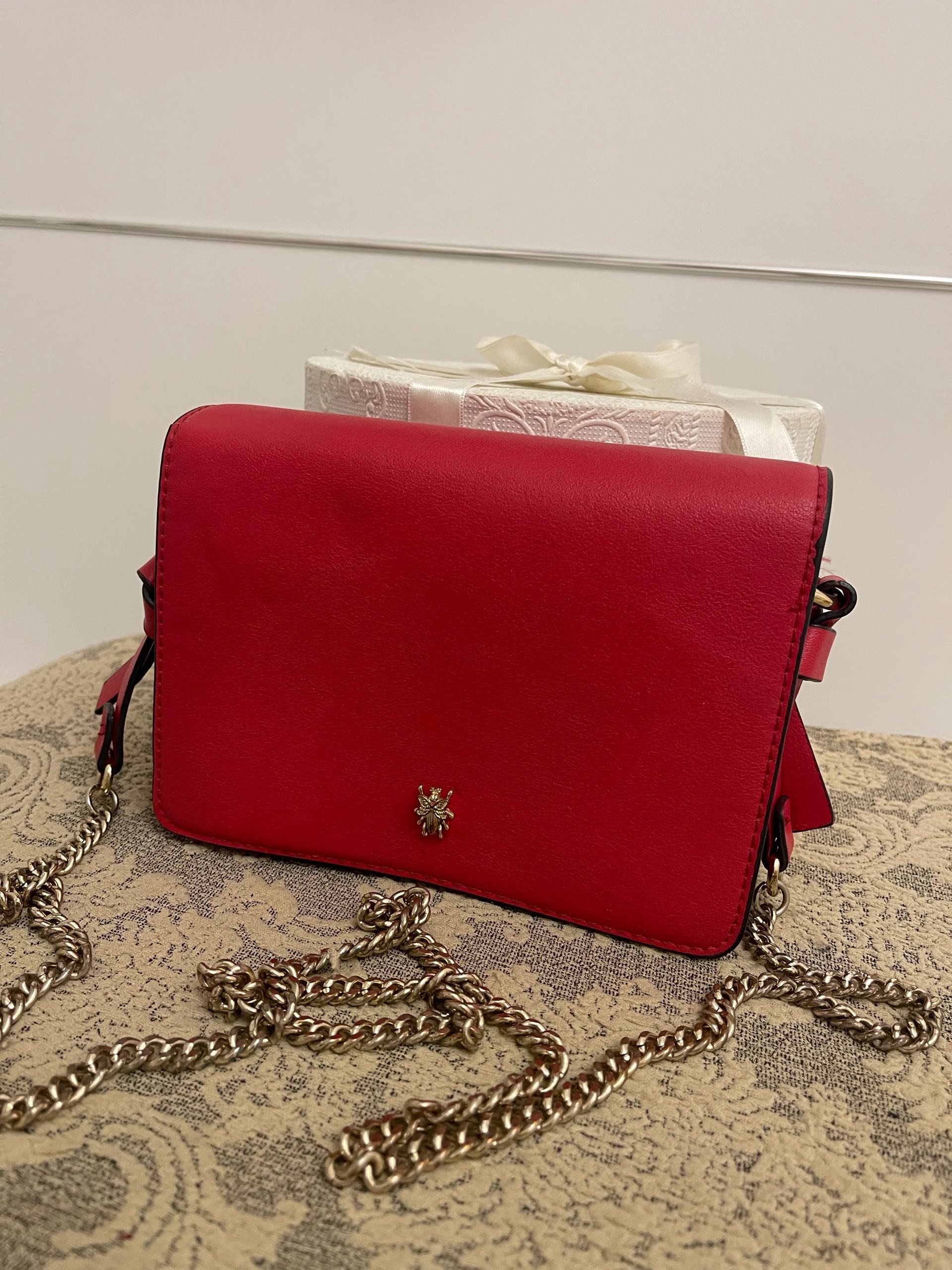 Crvena torba Zara 2
