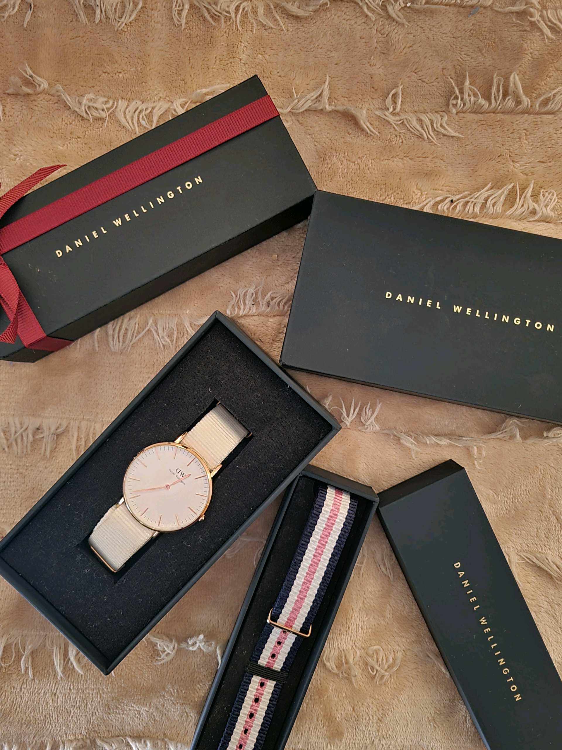 Daniel Wellington sat i narukvica 3