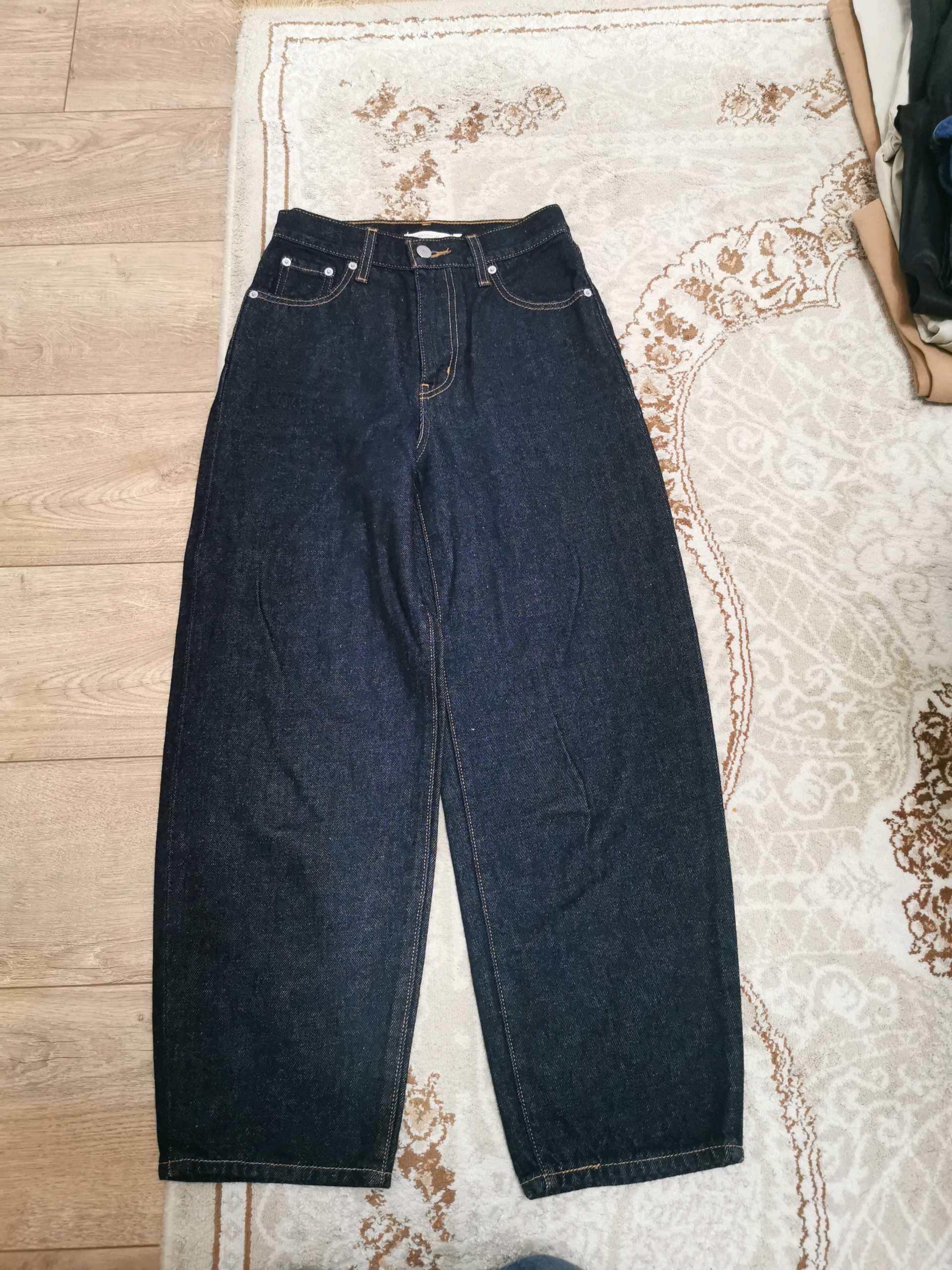 Zenske Levis hlace 0