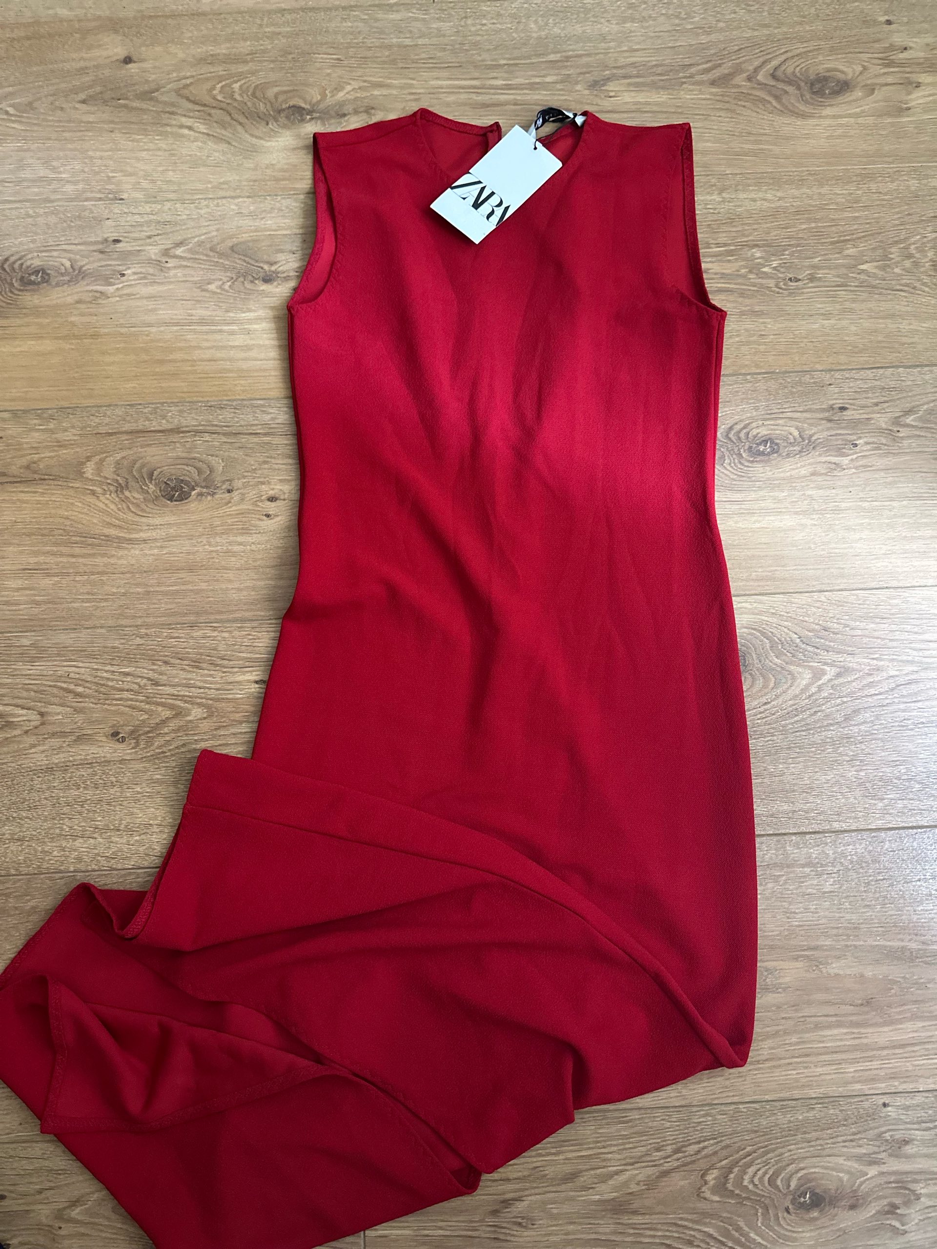 Zara midi haljina 0