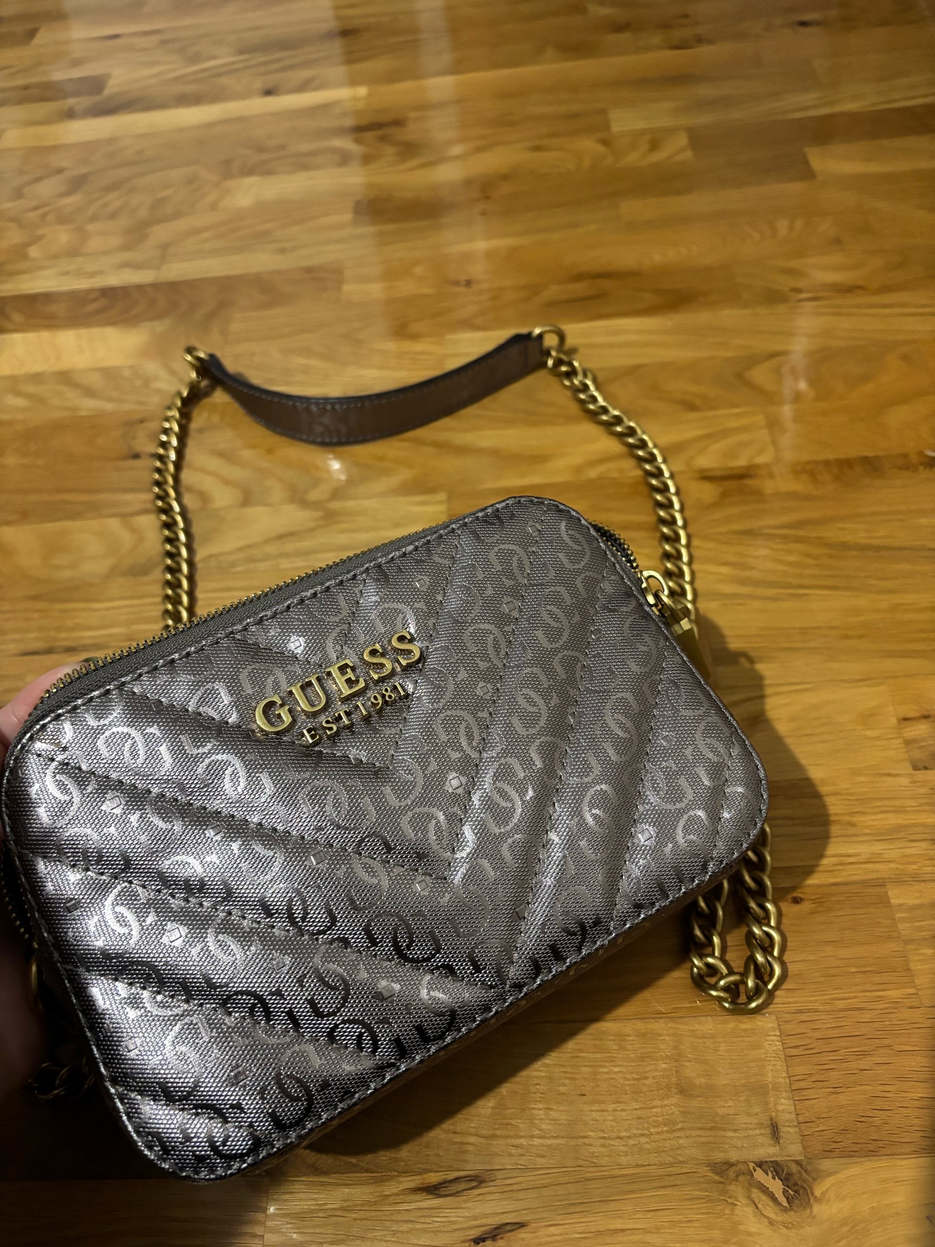 ORIGINAL GUESS TORBA 0