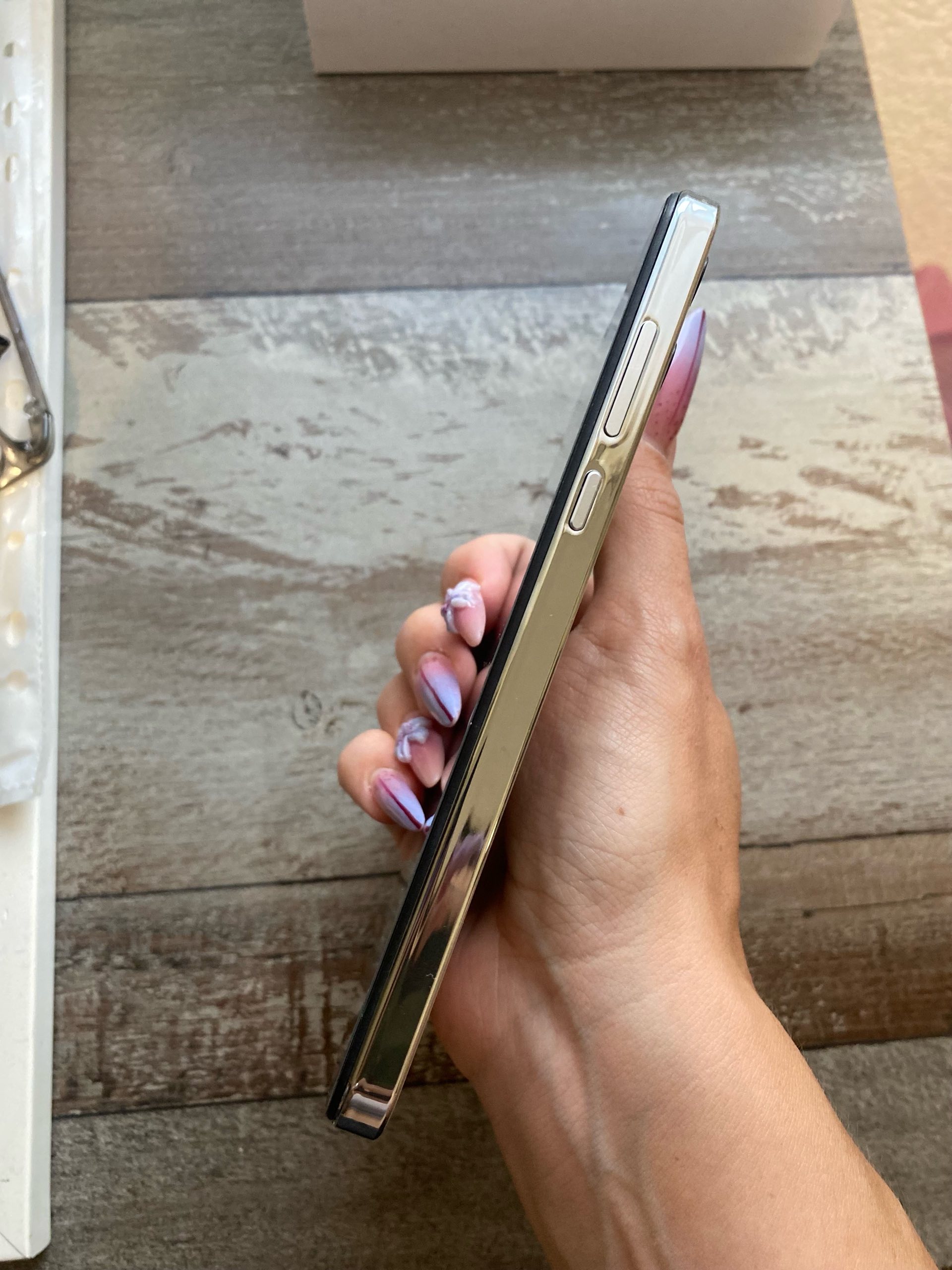 smartphone 12 pro max 4